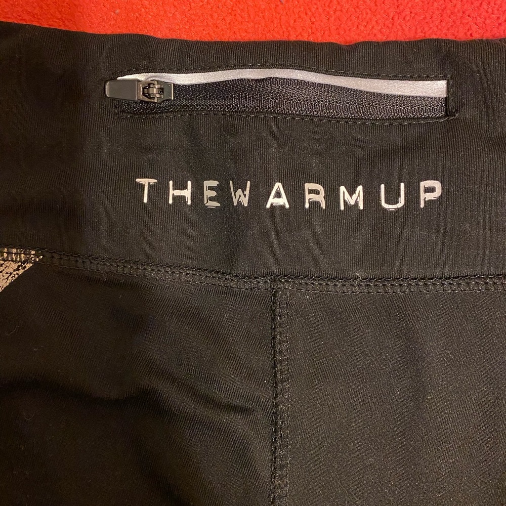 Jessica Simpson the warmup gold foil leggings M size